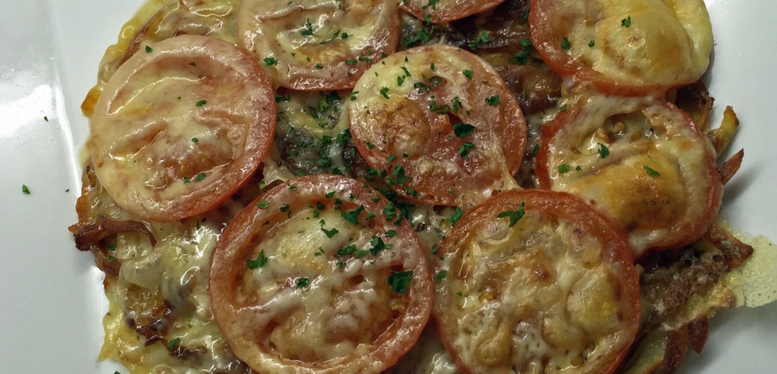 Enjoy our homemade and hearty Sennenroesti at the Hotel Rigi Vitznau.